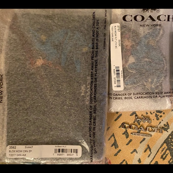 NWT! Coach RARE Marvel Black Widow collector 3 set- drop price ! FINAL - Picture 8 of 15